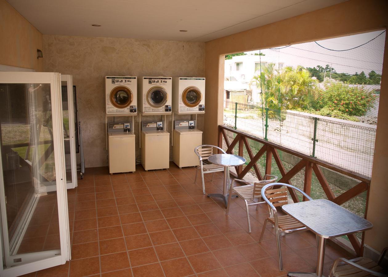 Ishigakijima Sunflower House Ishigaki  Esterno foto